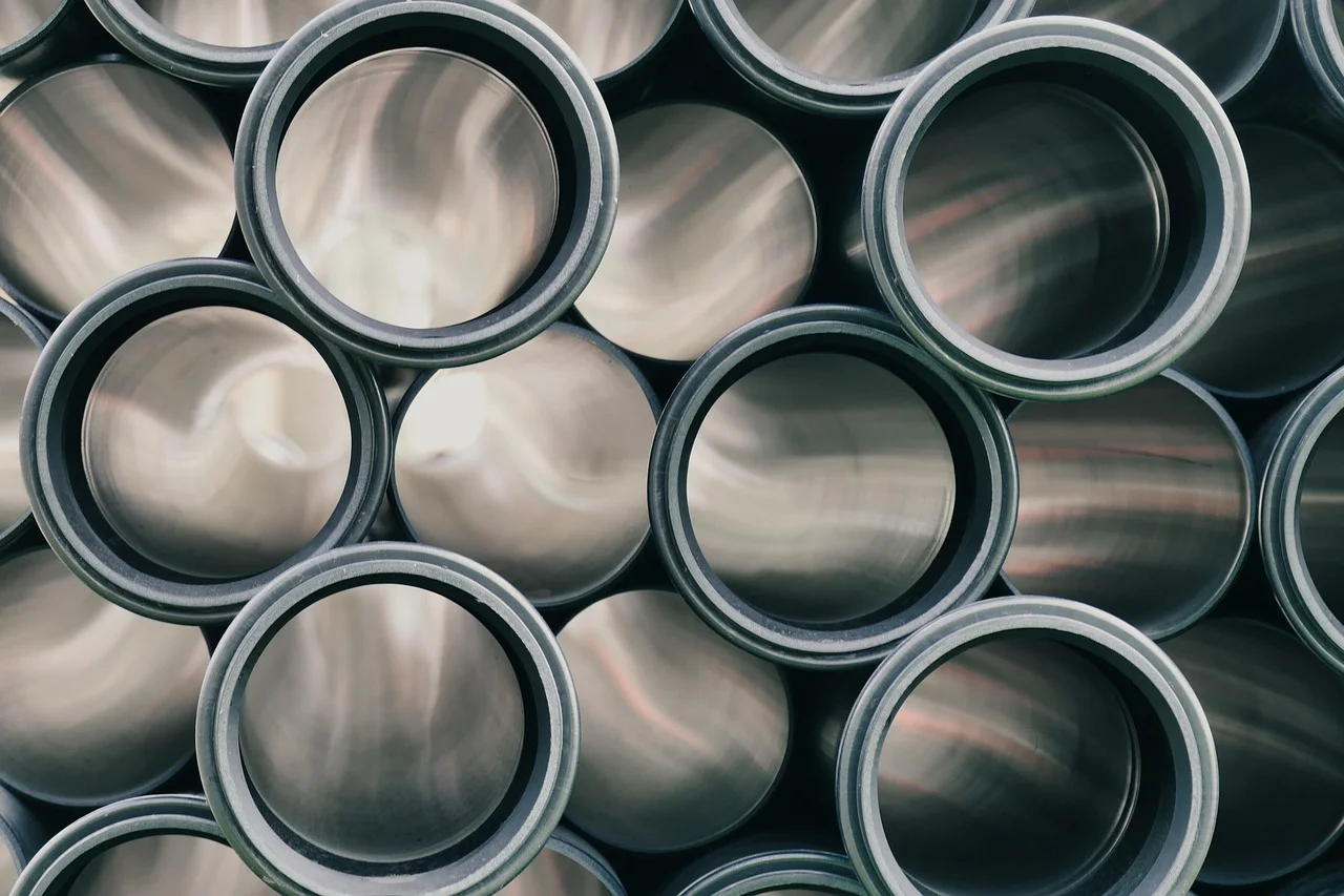 Nowoczesna automatyzacja: nastrzykiwarki, masownice i linie produkcyjne